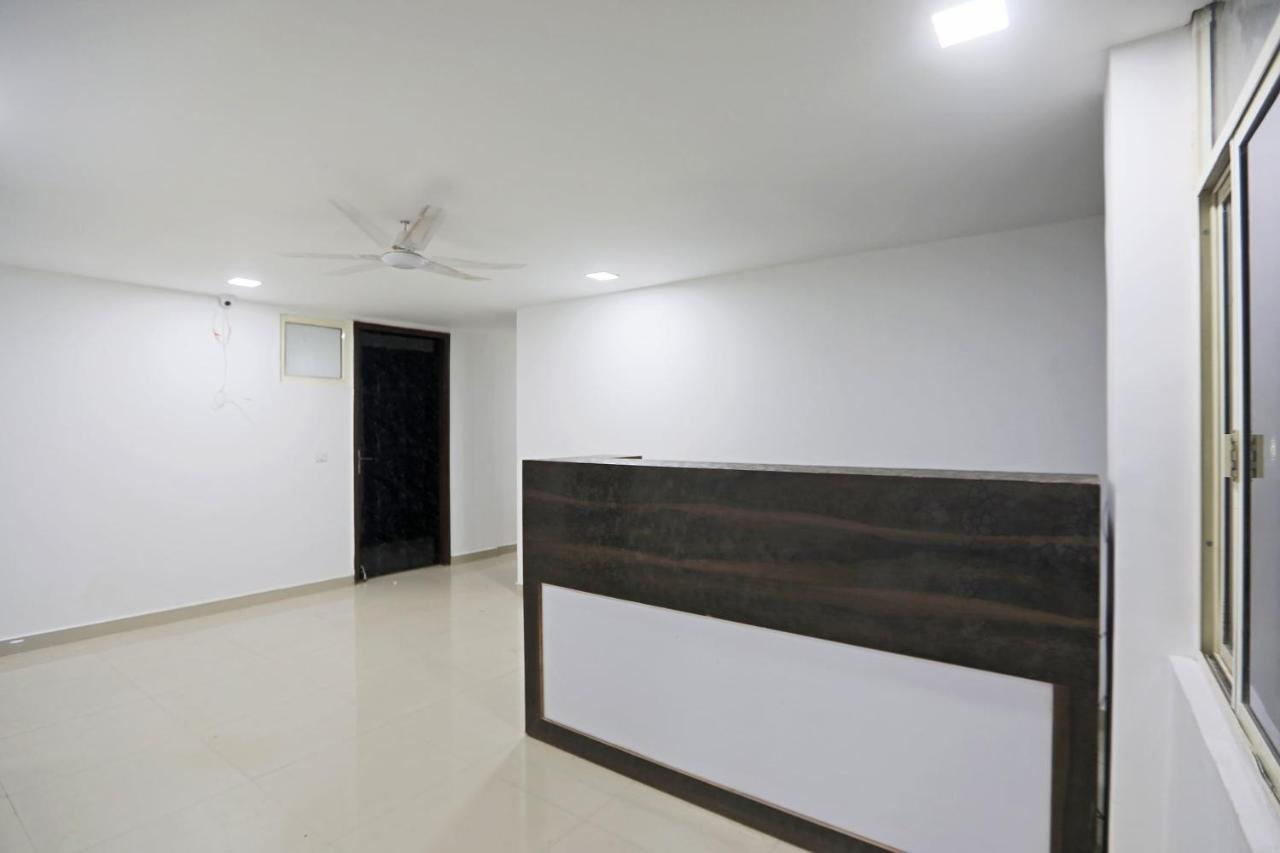 Hotel Townhouse South Lawn Nuova Delhi Esterno foto
