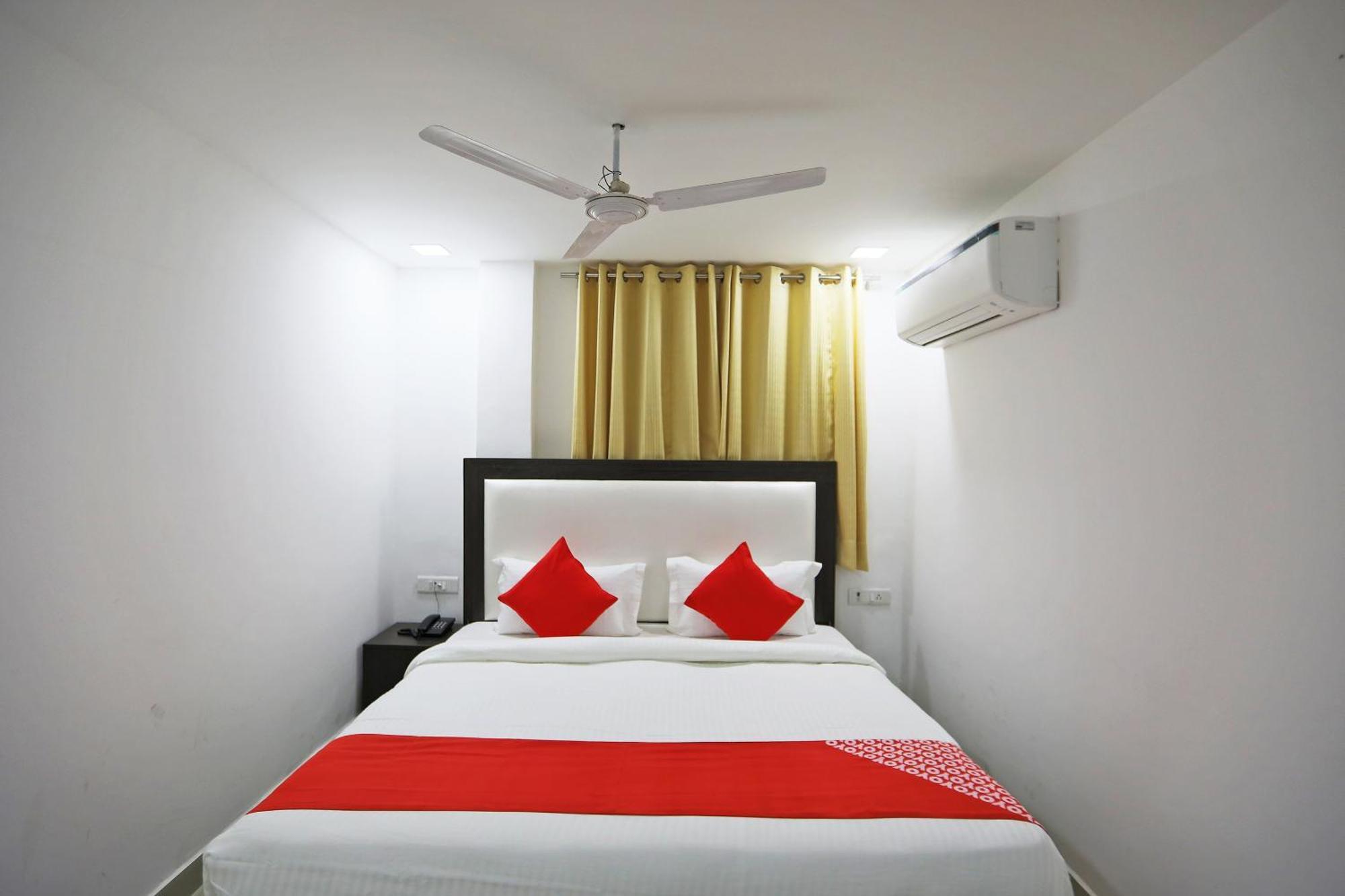 Hotel Townhouse South Lawn Nuova Delhi Esterno foto