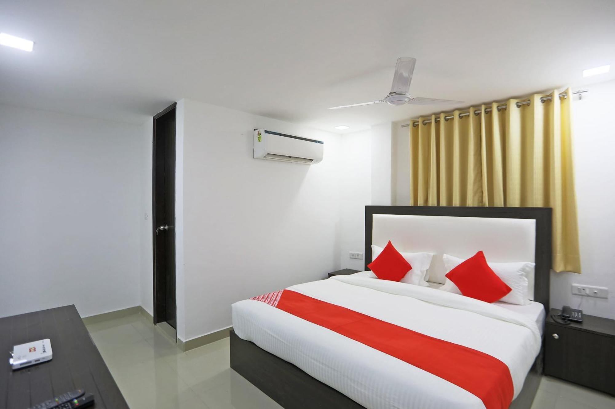 Hotel Townhouse South Lawn Nuova Delhi Esterno foto