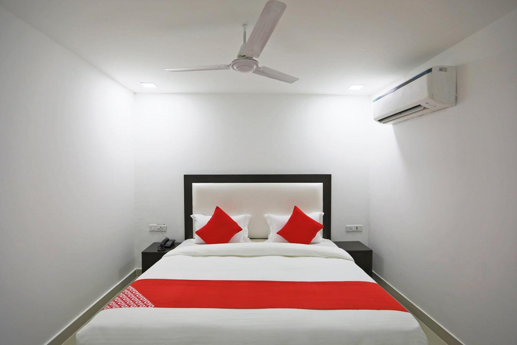Hotel Townhouse South Lawn Nuova Delhi Esterno foto